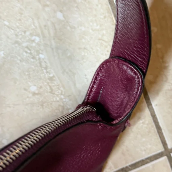 COCCINELLE Coccinelle Grained Leather Shoulder Bag New Handbag - Picture 8 of 10